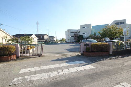 幸手市立長倉小学校（幸手市大字下川崎）の画像