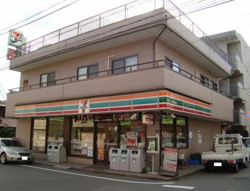 セブンイレブン 千葉本町店の画像
