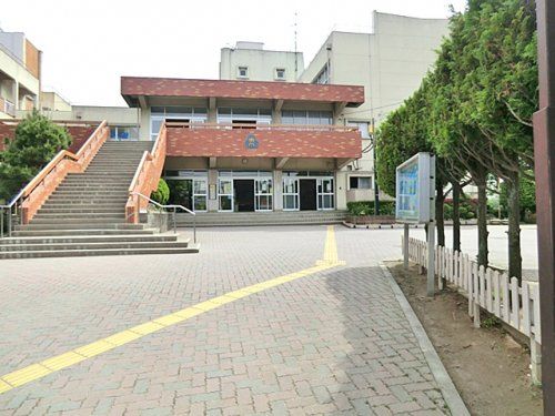 越谷市立東越谷小学校の画像