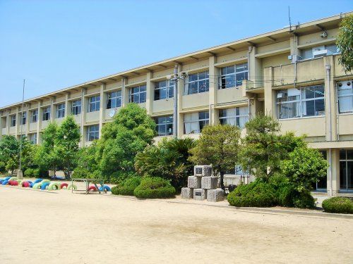 今池小学校の画像