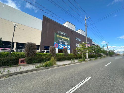 ホームセンターコーナン ＪＲ中山寺駅前店の画像