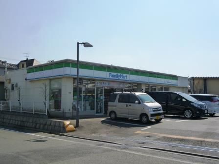 ファミリーマート鎌田水神橋店の画像