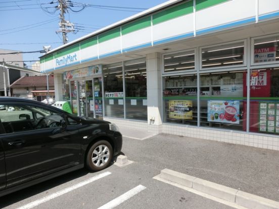  ファミリーマート淀川新高二丁目店の画像