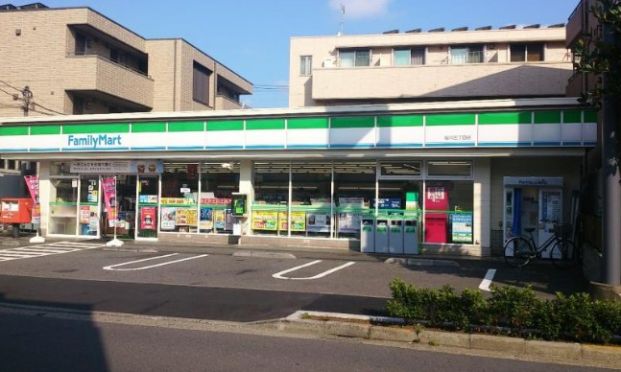 ファミリーマート桜川三丁目店の画像