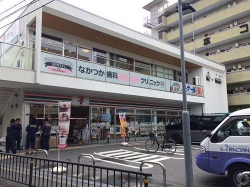 セブンイレブン顔真末広店の画像