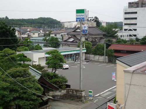 ファミリーマート清水屋上溝４丁目店の画像