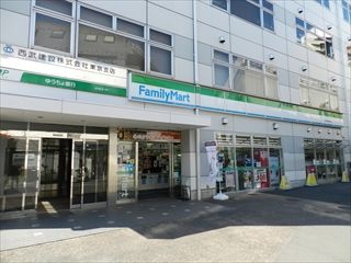 ファミリーマート東長崎駅前店の画像
