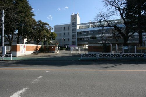 桜ヶ丘小学校の画像