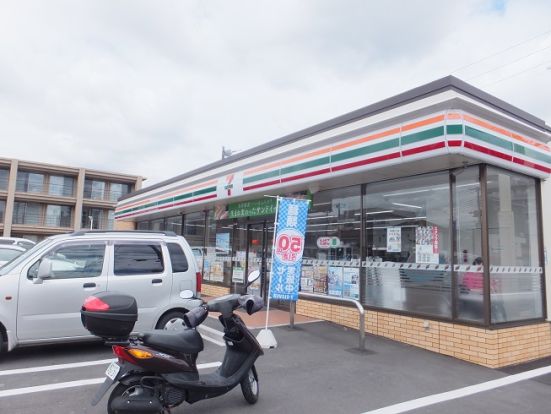 セブンイレブン 草加西町保健所通り店の画像