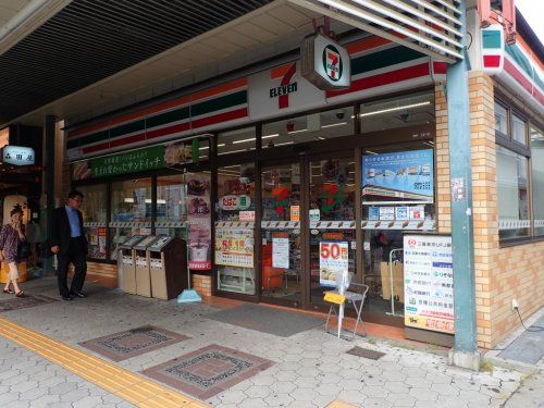 セブンイレブン大阪堀越町店の画像