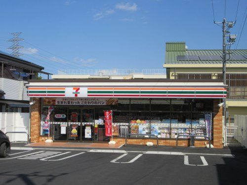 セブンイレブン竜王バイパス富竹新田店の画像