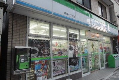 ファミリーマート町屋二丁目店の画像