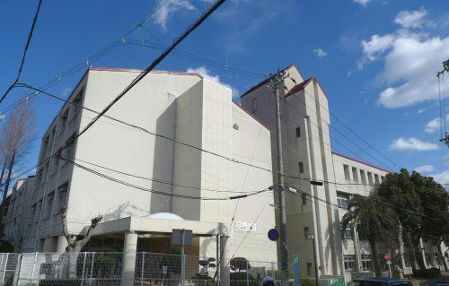 市立　東須磨小学校の画像