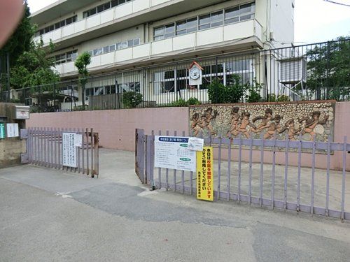 西東京市立谷戸第二小学校の画像