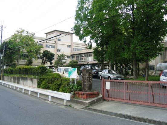 日吉中学校の画像