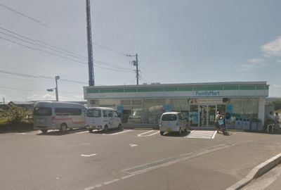  ファミリーマート寒川宮山店の画像