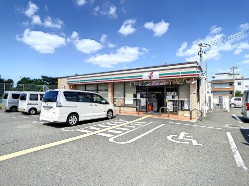 セブン−イレブン寝屋川打上中町店の画像