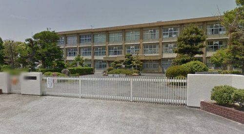 三樹小学校の画像