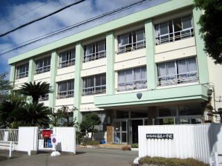 福島小学校の画像