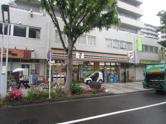 セブンイレブン日進町店の画像