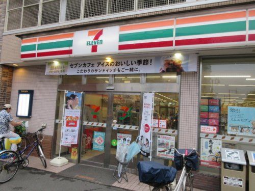 セブンイレブン船橋馬込沢店の画像