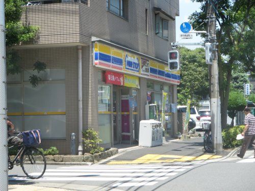 ミニストップ本一色店の画像