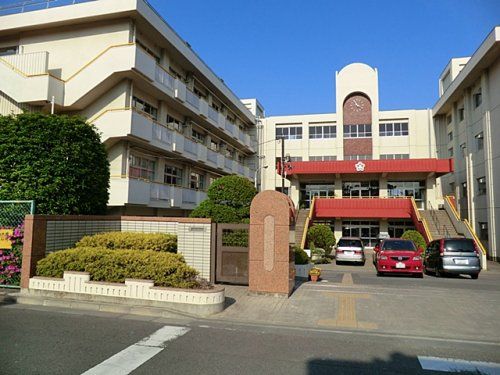 さいたま市立大牧小学校の画像