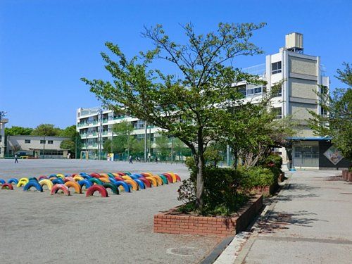 川口市立柳崎小学校の画像