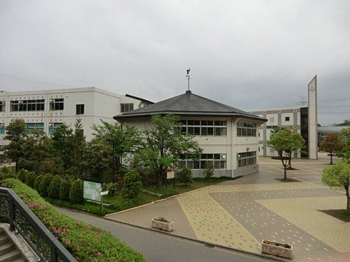 川口市立戸塚西中学校の画像