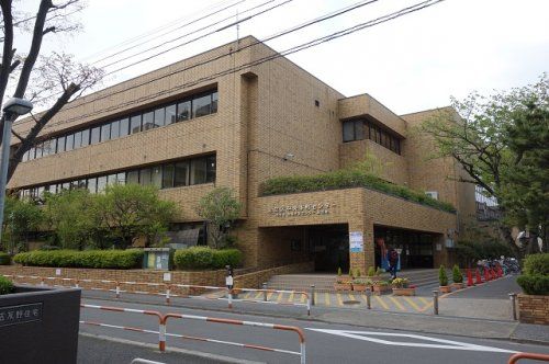 足立区立やよい図書館の画像