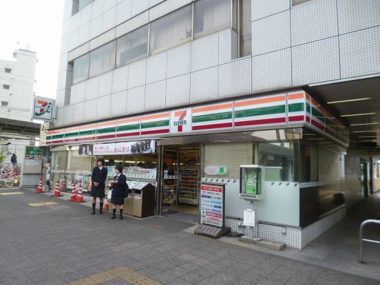 セブンイレブン昭島駅北口店の画像