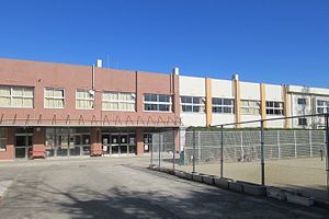 狭山中学校の画像