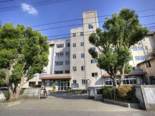 和名ケ谷中学校の画像