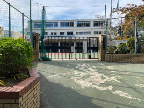 新宿区立落合第四小学校の画像