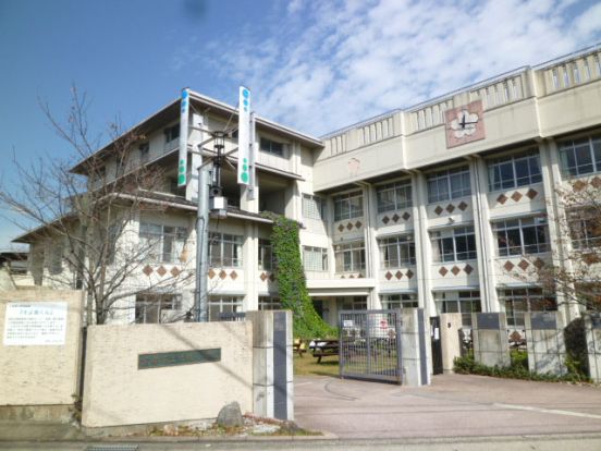 京都市立 大枝小学校の画像