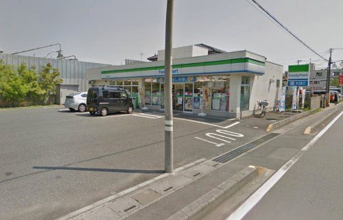 ファミリーマート三郷戸ケ崎店の画像
