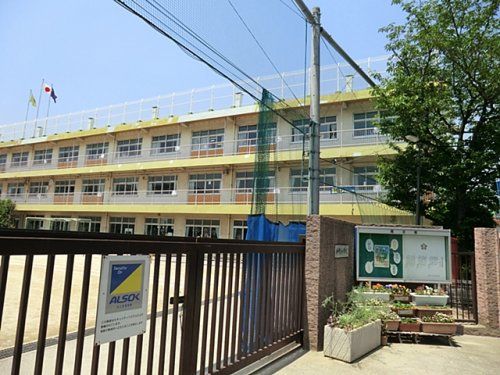 川口市立仲町小学校の画像