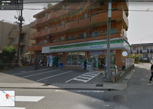 ファミリーマート三島幸原店の画像