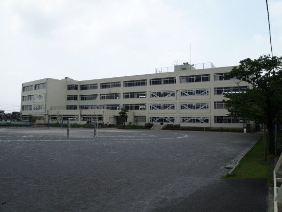 八潮市立柳之宮小学校の画像