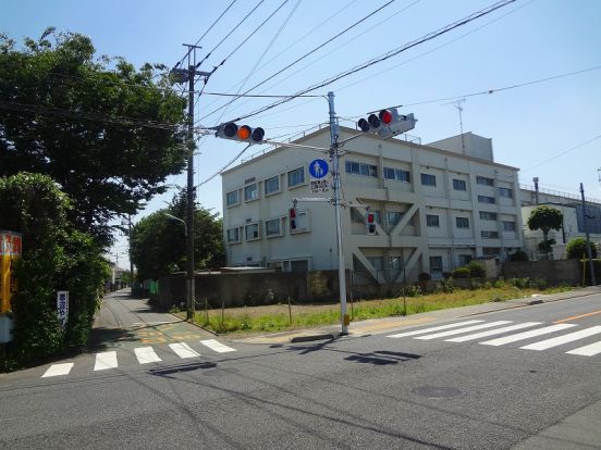 昭島市立玉川小学校の画像