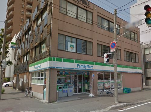 ファミリーマート札幌北２条店の画像