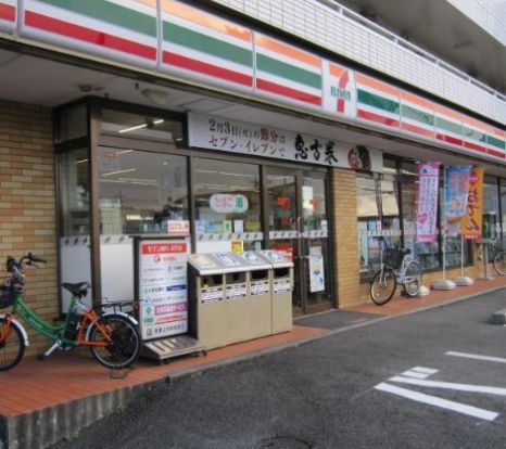 セブンイレブン 松戸日暮店の画像