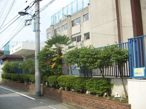 文京区立礫川小学校の画像