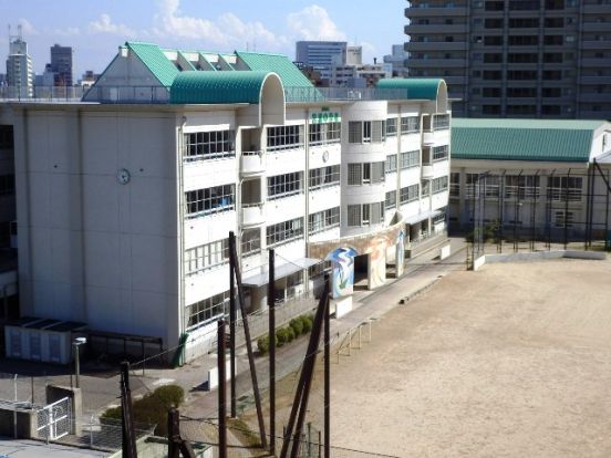 新潟市立宮浦中学校の画像
