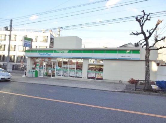 ファミリーマート 目黒本町三丁目店の画像