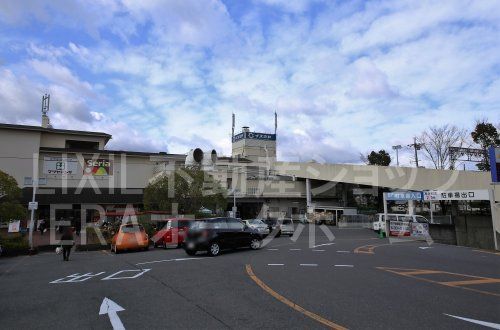 イズミヤ学園前店の画像