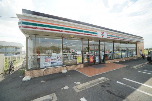 セブンイレブン千葉南生実町店の画像