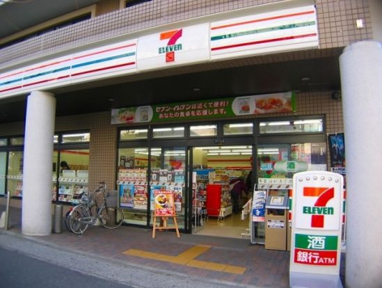 セブンイレブン京都修学院駅前店の画像