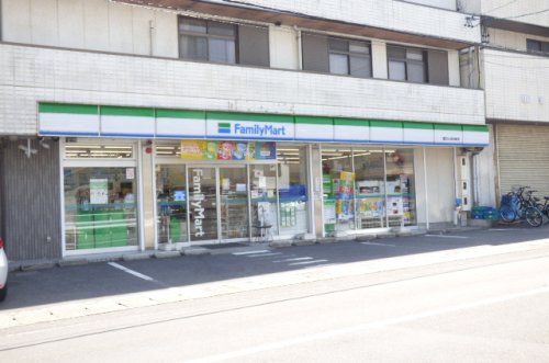 ファミリーマート 豊田小坂本町店の画像