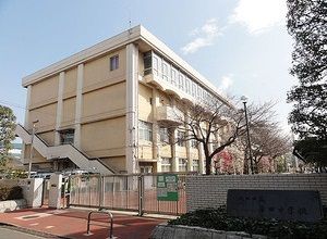 大田区立蒲田中学校の画像